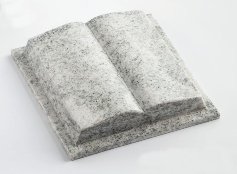 Gedenksteen boek marmer